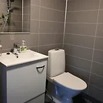 Rauha F, Minikoti Saunalla, Ilmainen Iso Parkkialue Huoneisto Lumijoki